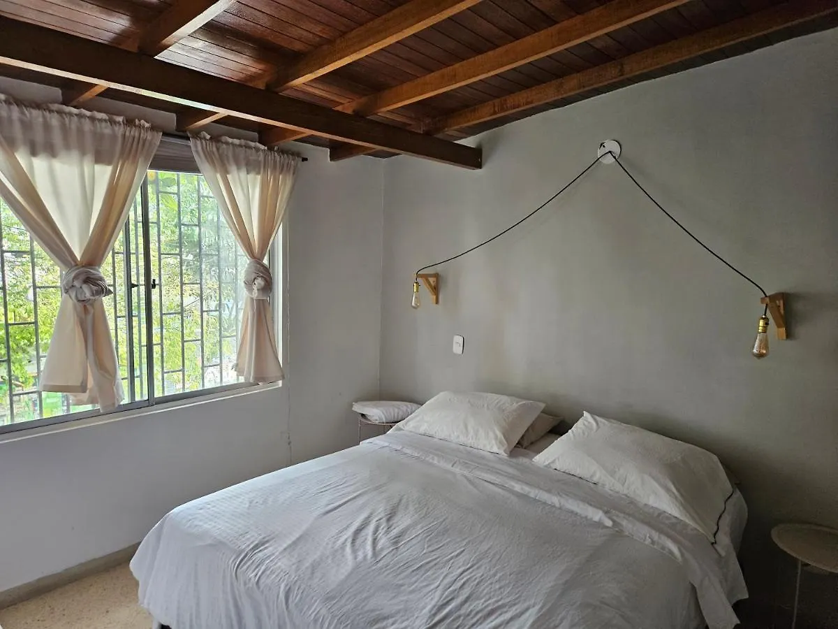 Large Studio Apartment With Balcon 麦德林 哥伦比亚