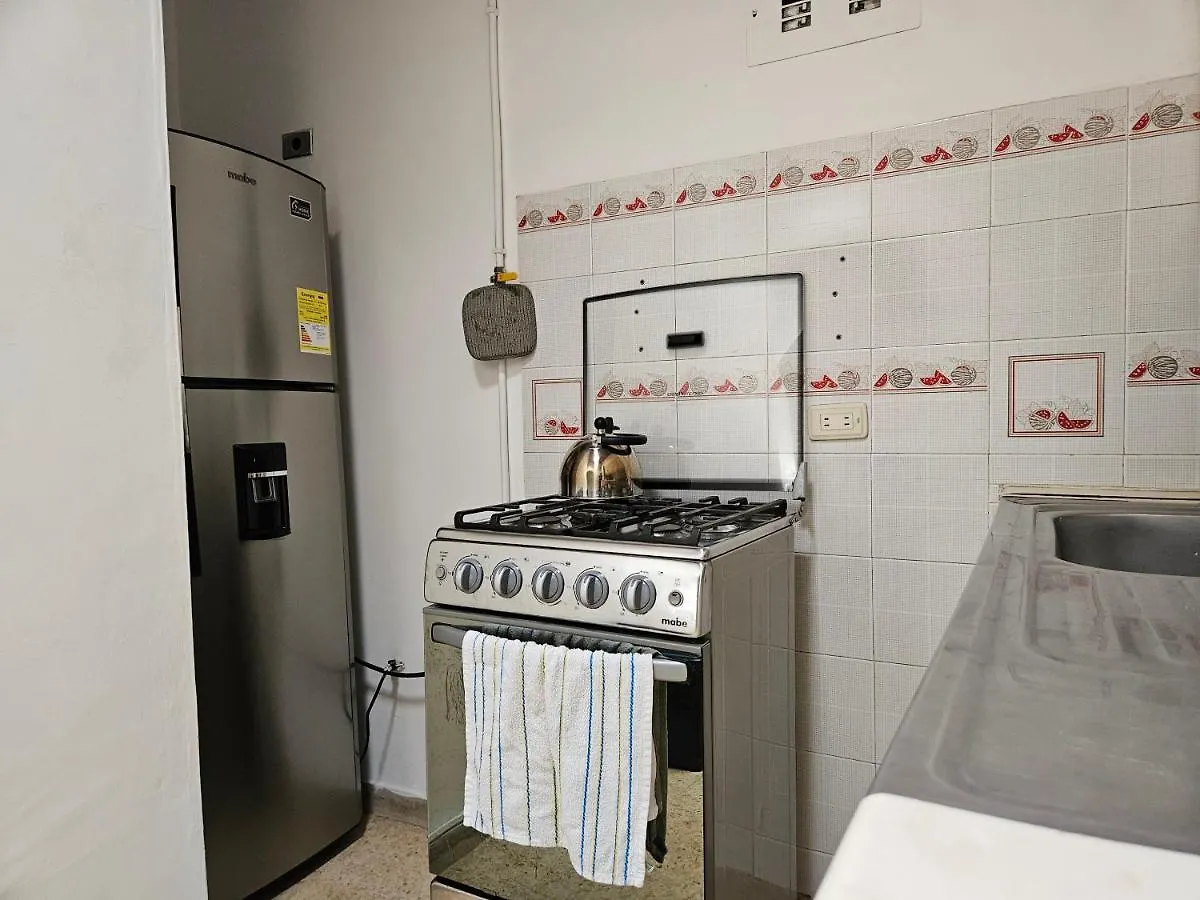 Large Studio Apartment With Balcon 麦德林 0*,